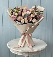 Букет цветов из:  Розы и Лизиантусы в Кузнецово