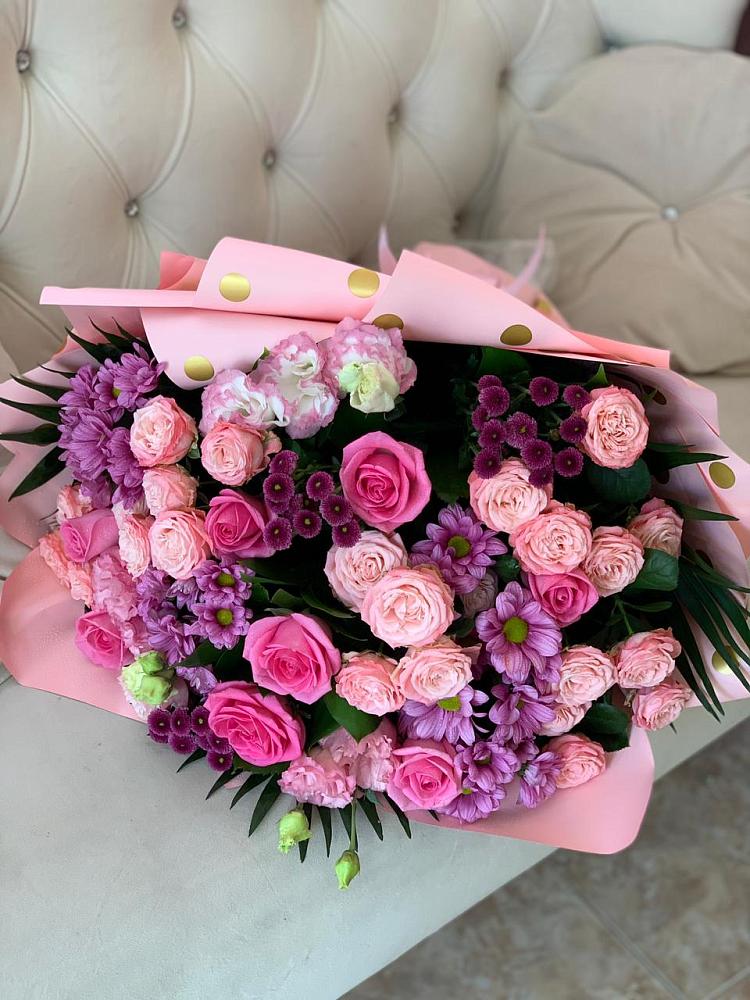 Букет цветов из: Хризантемы, Розы и Лизиантусы в Кузнецово