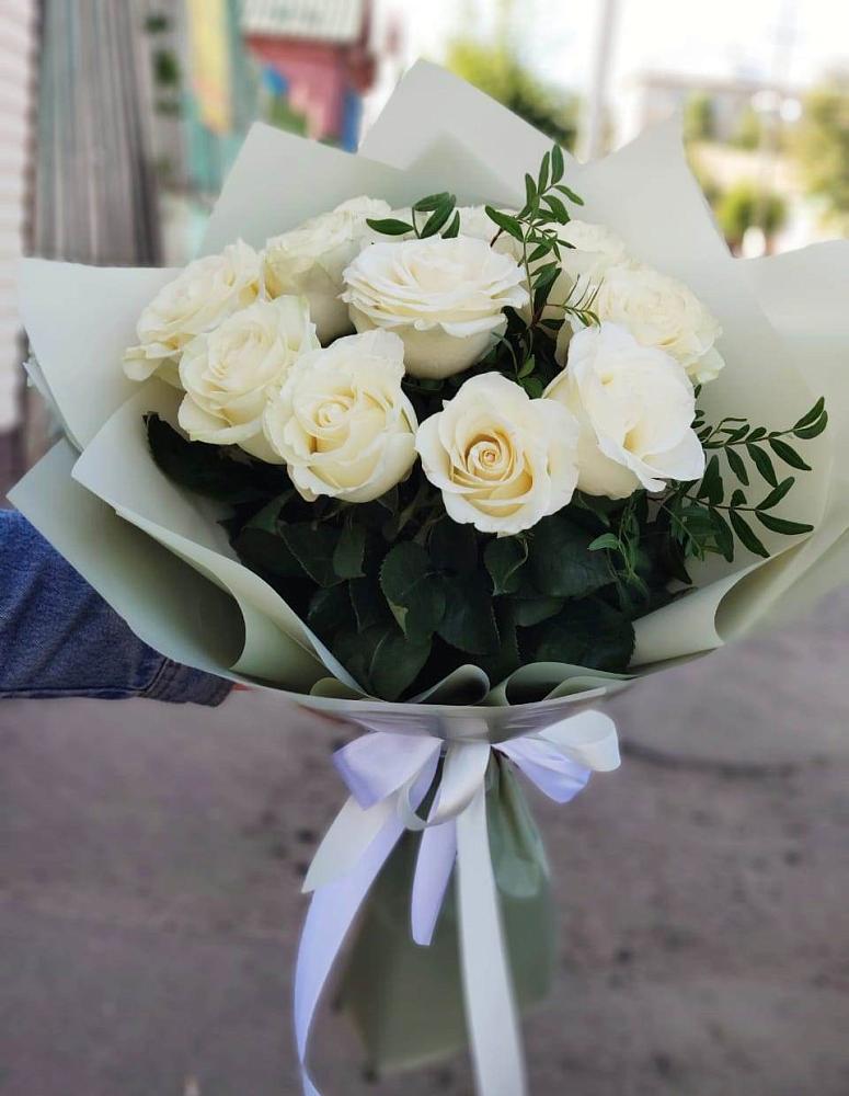 Букет Белые розы Проуд в Кузнецово