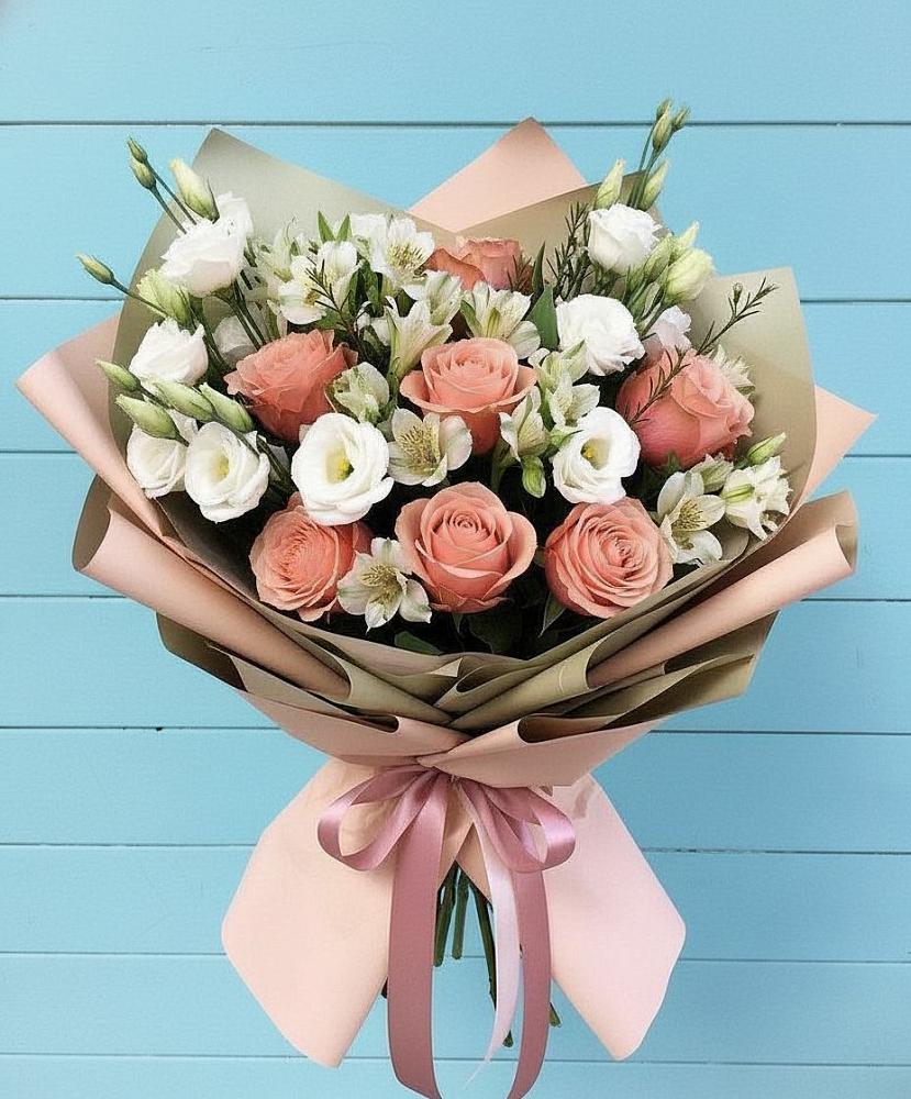 Букет цветов из: Розы, Альстромерии и Лизиантусы в Кузнецово
