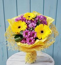 Букет цветов из:  Хризантемы и Герберы в Кузнецово