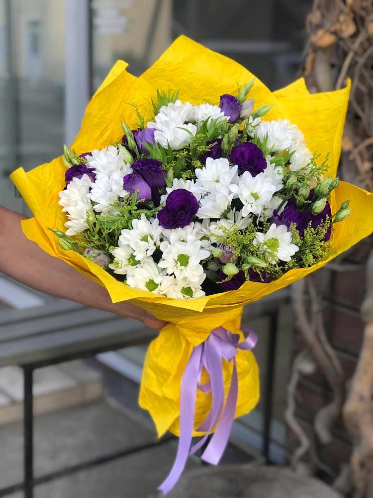 Букет цветов из: Ирисы, Хризантемы и Ромашки в Кузнецово