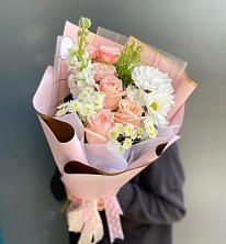 Букет цветов из:  Хризантемы и Розы в Кузнецово