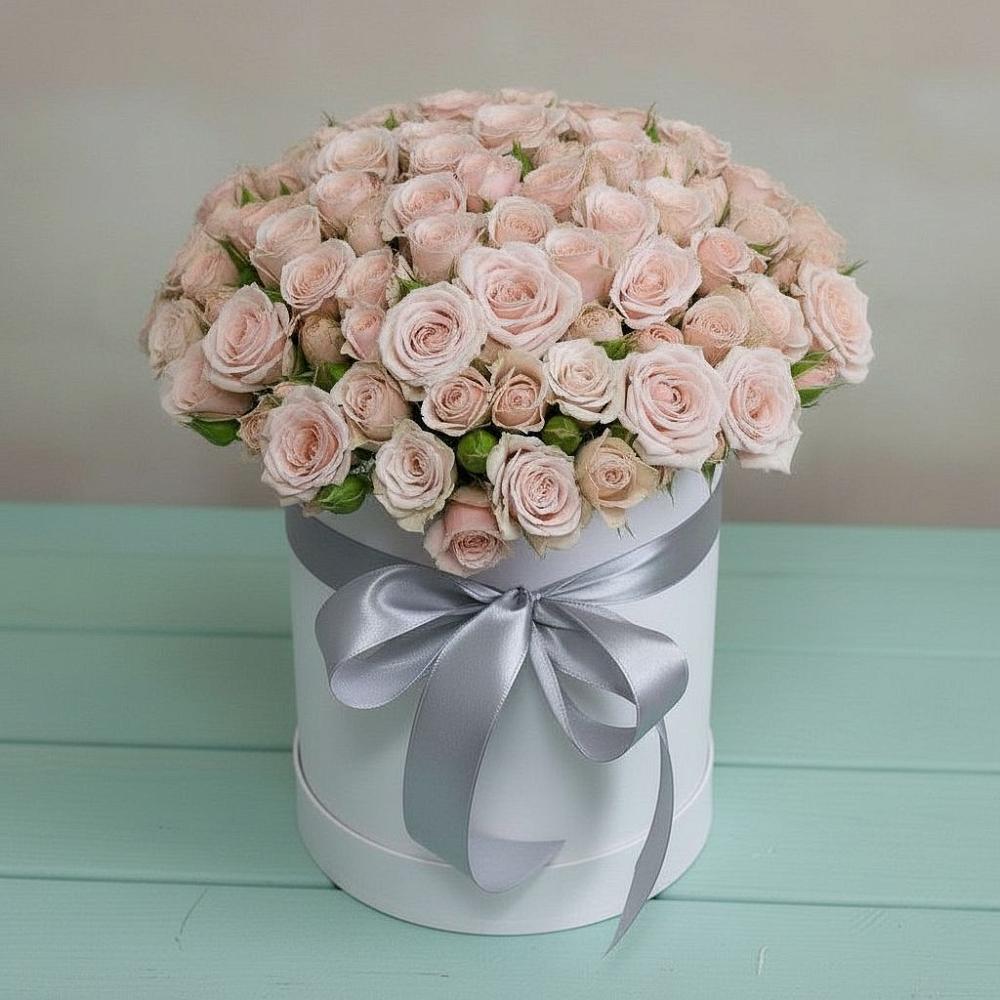 Цветочная композиция из Розы в шляпной коробке в Кузнецово